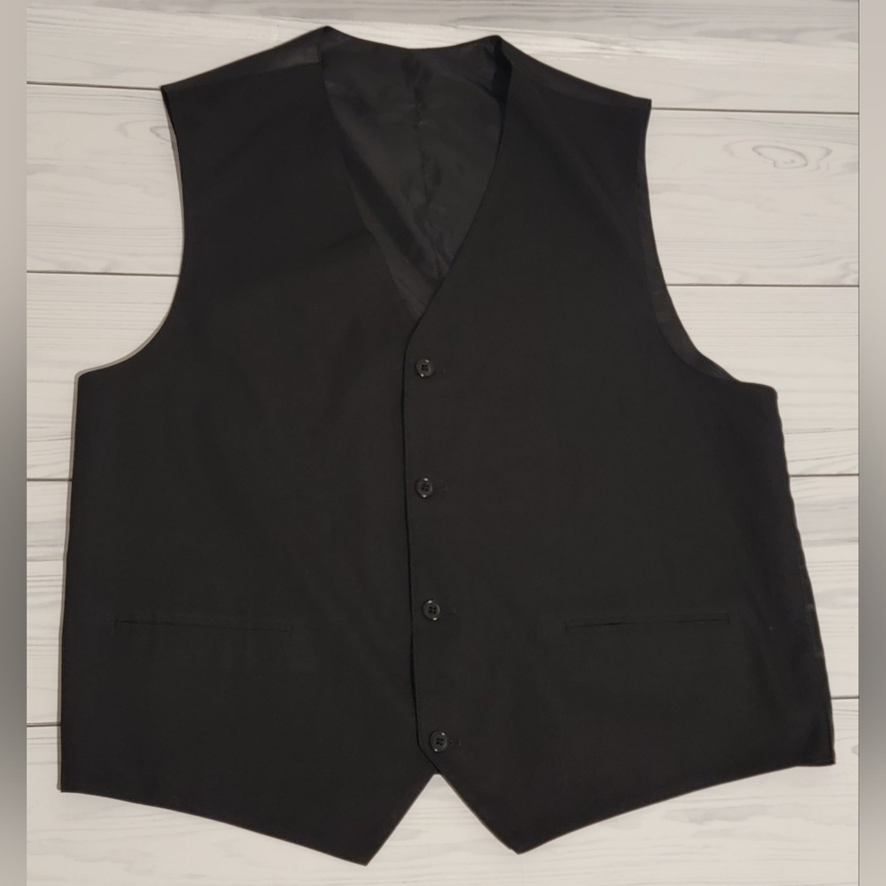 Men's Midtown Man Formal Wear Sleek Black Button-Up Vest Sz M
